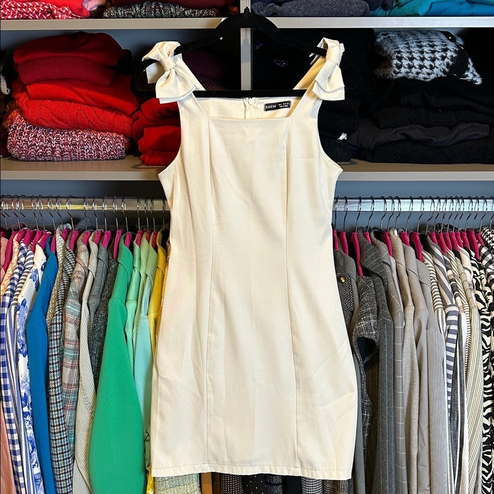 SHEIN cream sleeveless bow strap accents back zipper closure dress size S
